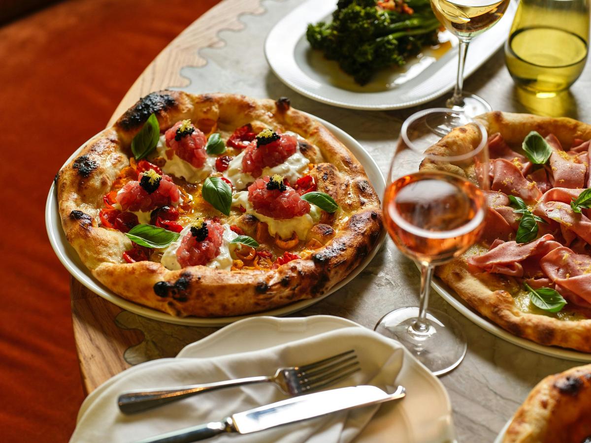 Pizza Table