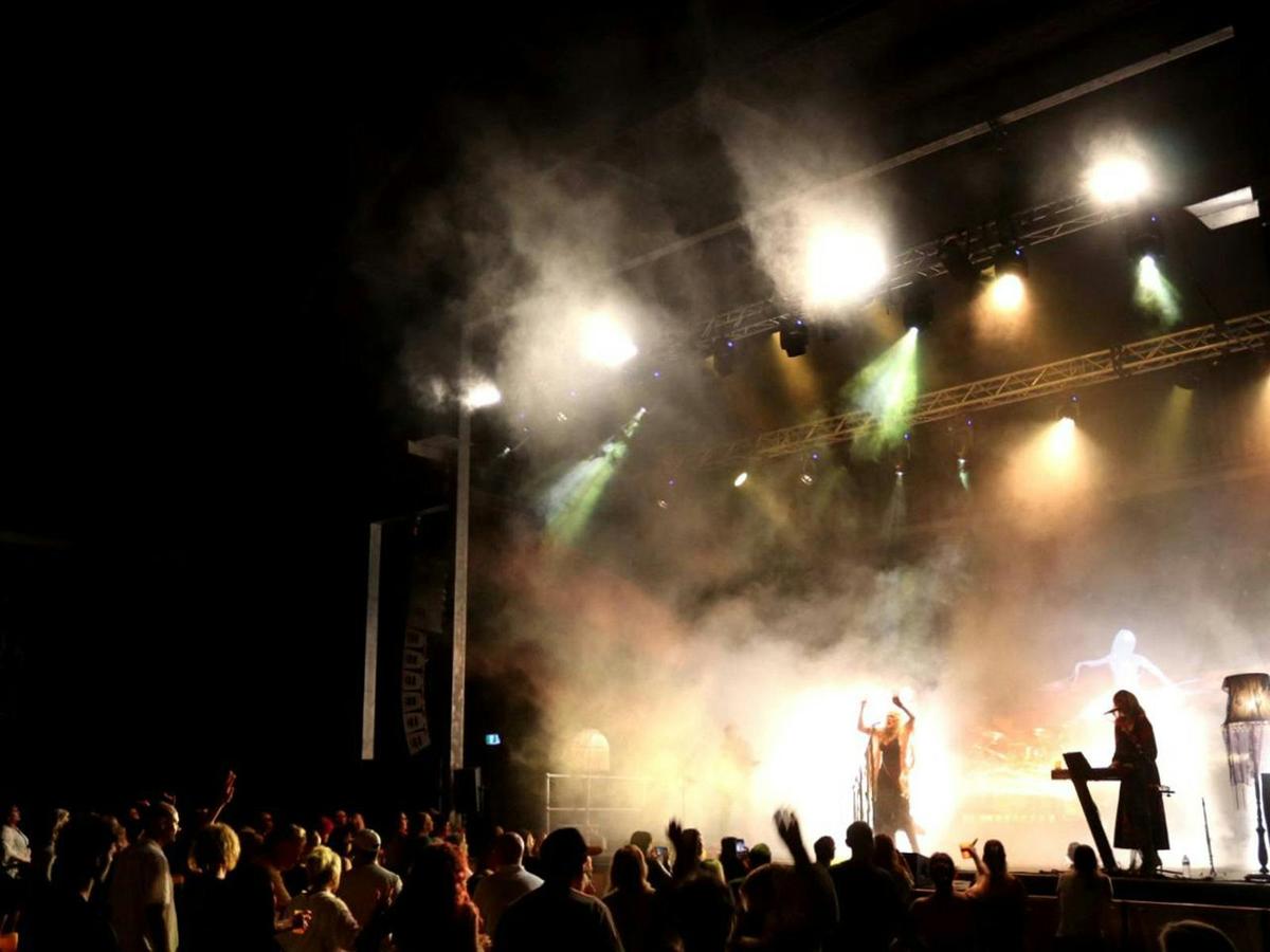 Starshine Tribute Band Live