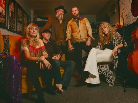 Starshine: Fleetwood Mac and Stevie Nicks Tribute - Laurieton