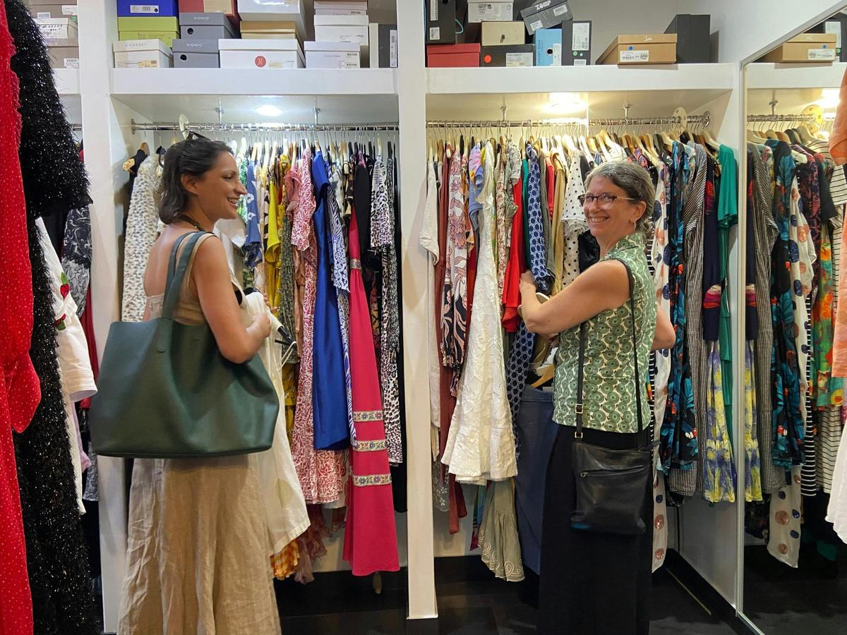 Preloved Shopping Tour with a Personal Stylist, Brisbane