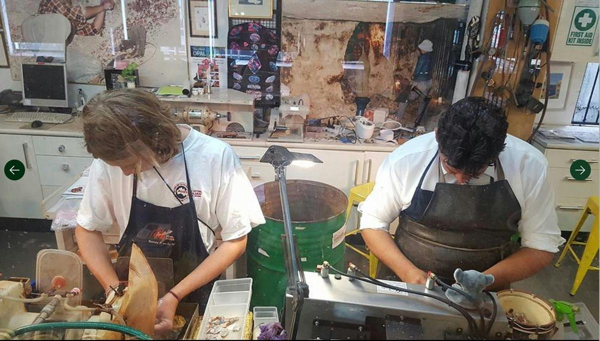 Opal Cutting Experience