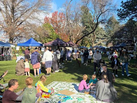 The Queanbeyan Market