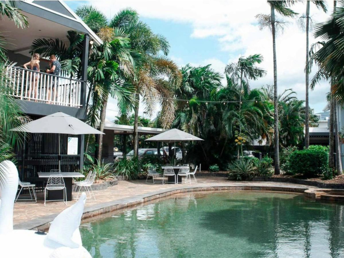 Swimming Pool and Level 1 Balcony at Motel Nomad