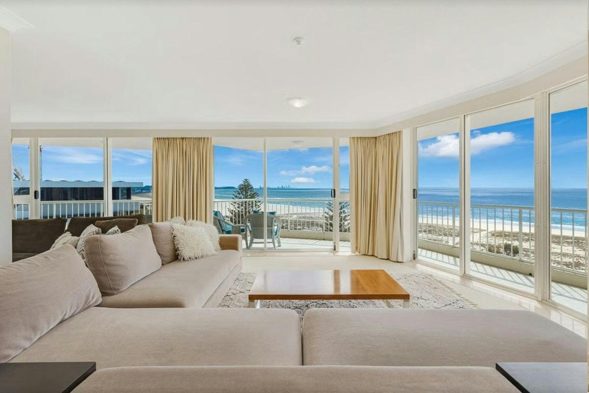 3 Bedroom Sub Penthouse Apartment