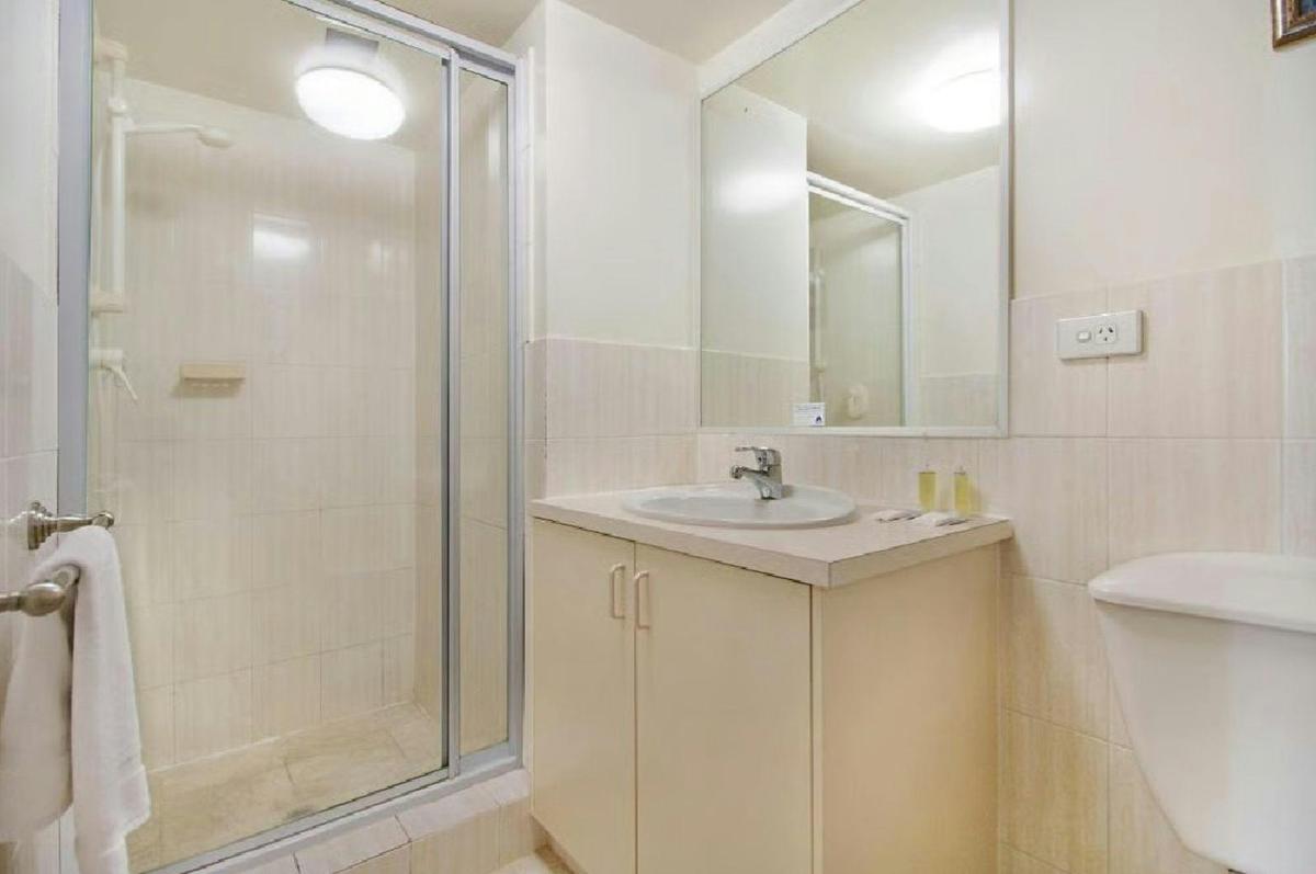 1 Bedroom Budget Apartment
