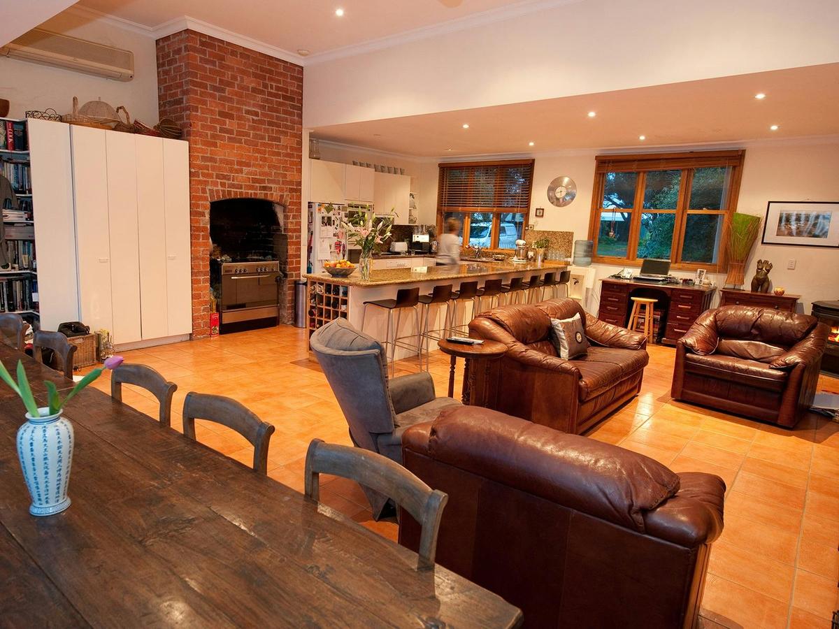 Kitchen and lounge room