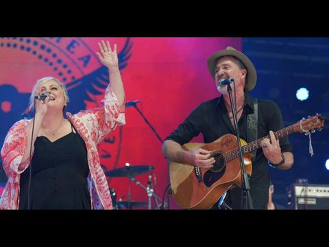 Luke O’Shea and Lyn Bowtell "Love and Laughter Tour"