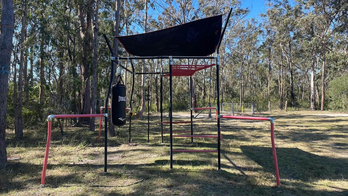 Crows Cottage and Camping