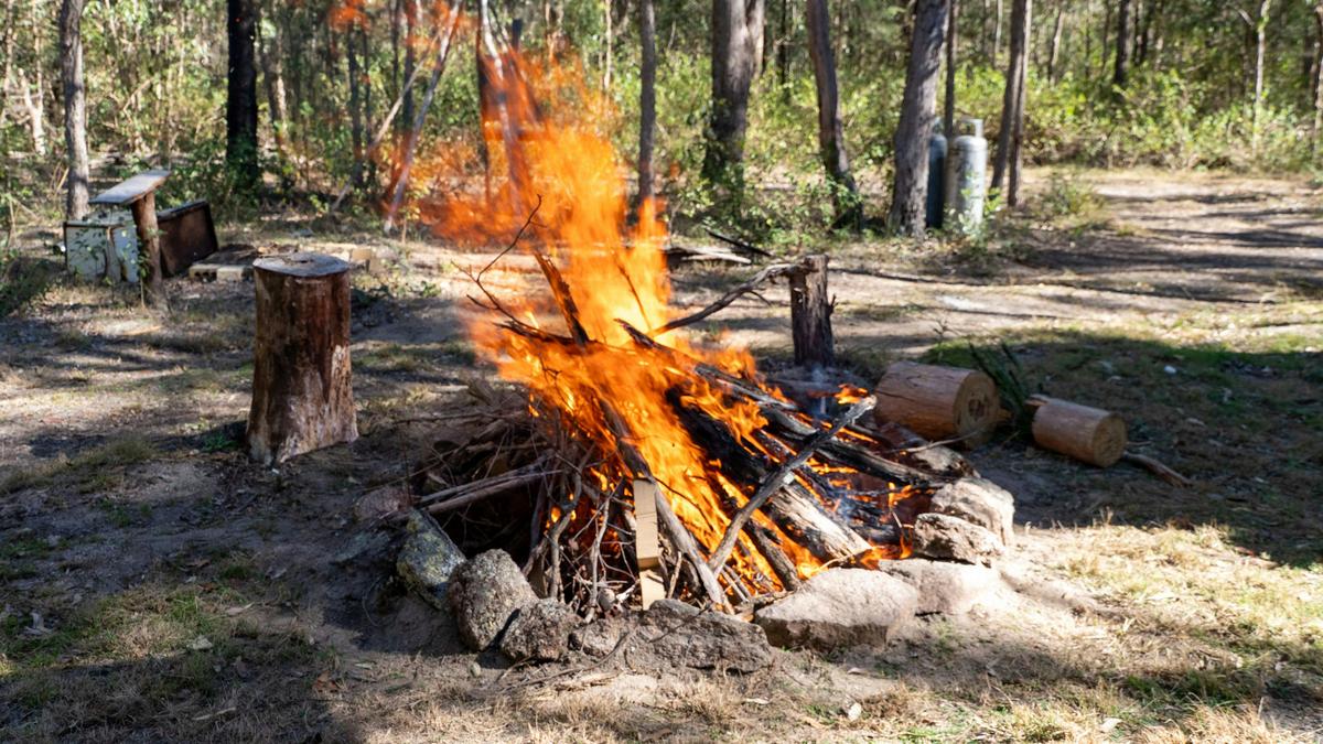 Crows Cottage and Camping