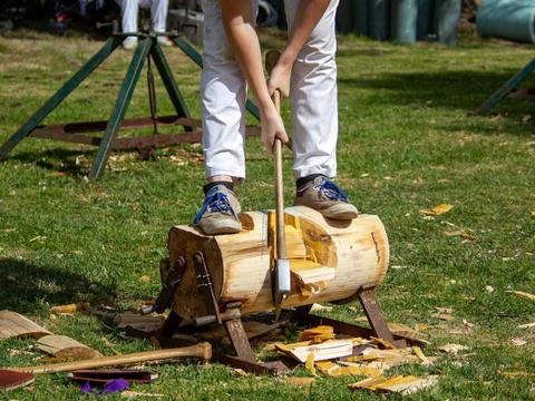 Majors Creek Hotel Woodchop