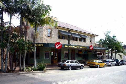 Bangalow Hotel