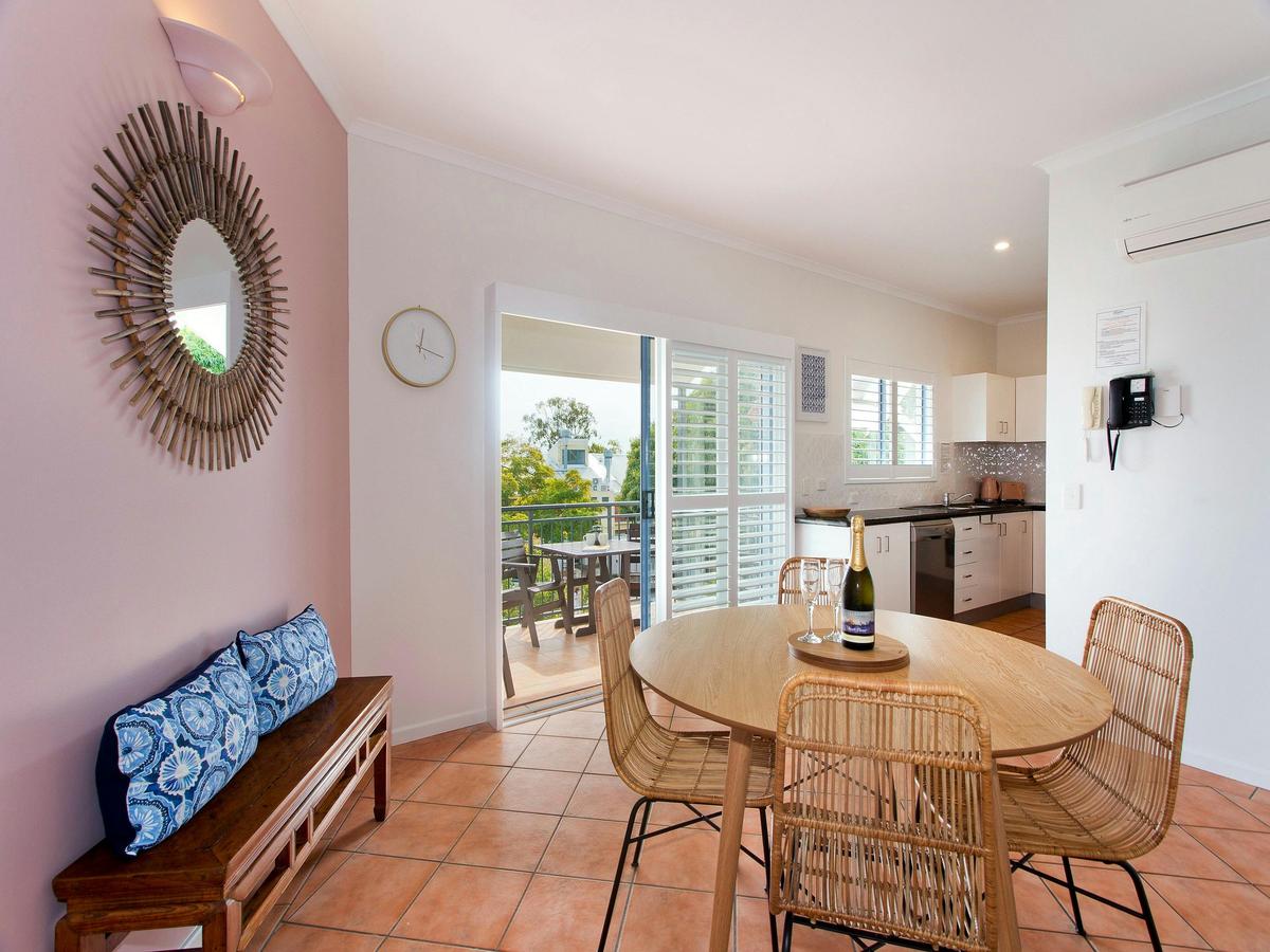 One Bedroom Deluxe Apartment