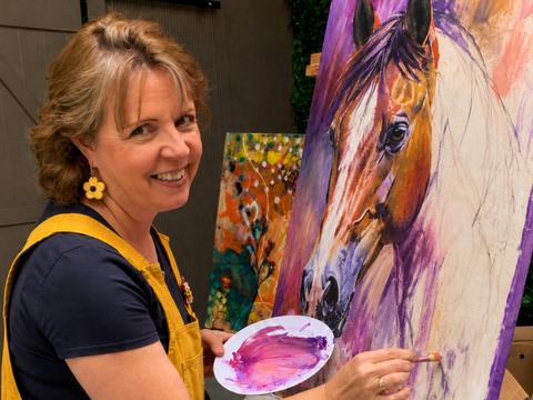 Paint a Horse for the Daisy Spring Festival