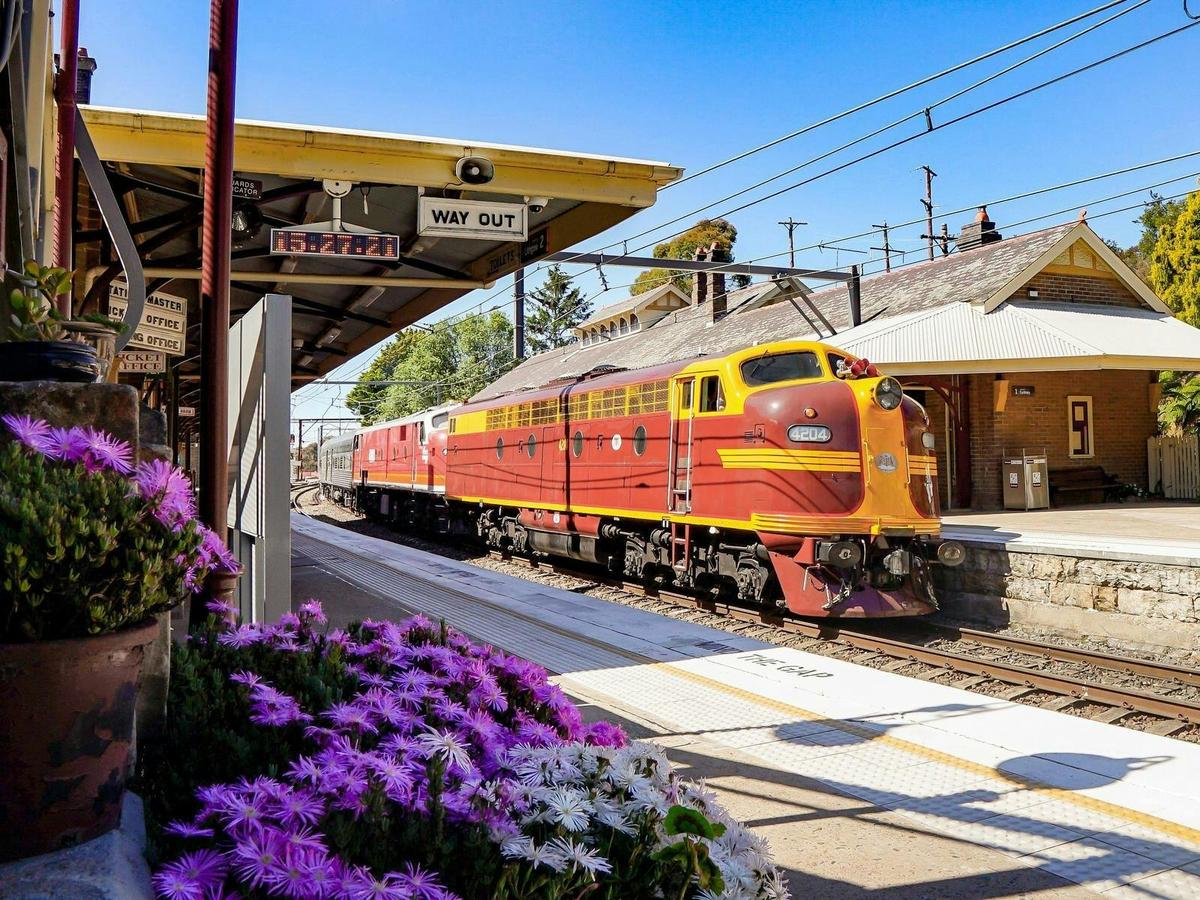 Golden West Rail Tour