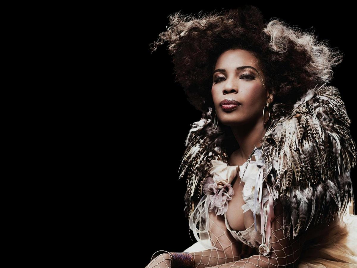Macy Gray - The Station Newcastle Sat 19th Sept 26