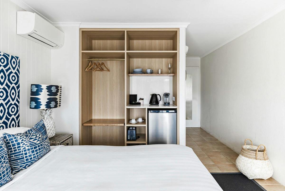 Queen Ensuite Room