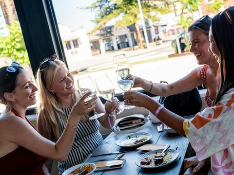Wine N' Dine - Surry Hills