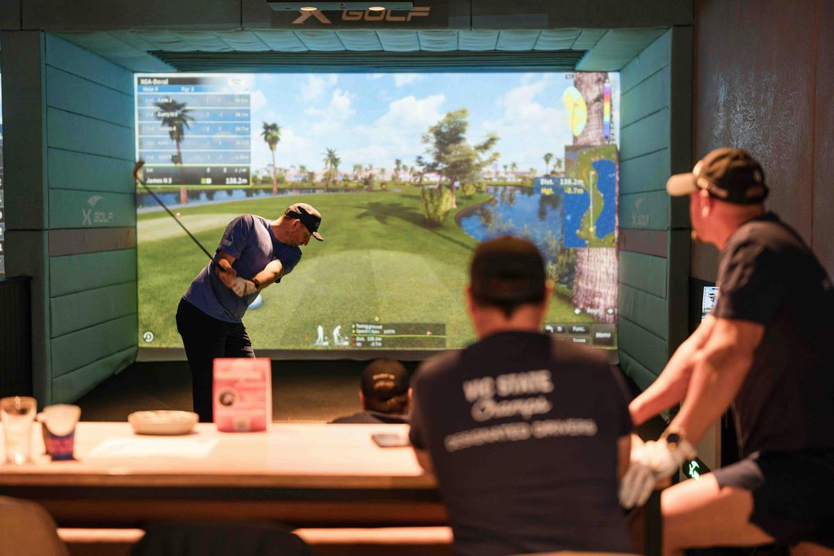 Indoor Golf Simulator at X-Golf North Lakes