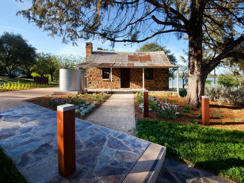 Blundells Cottage