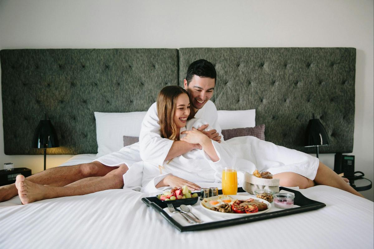 Avenue Hotel