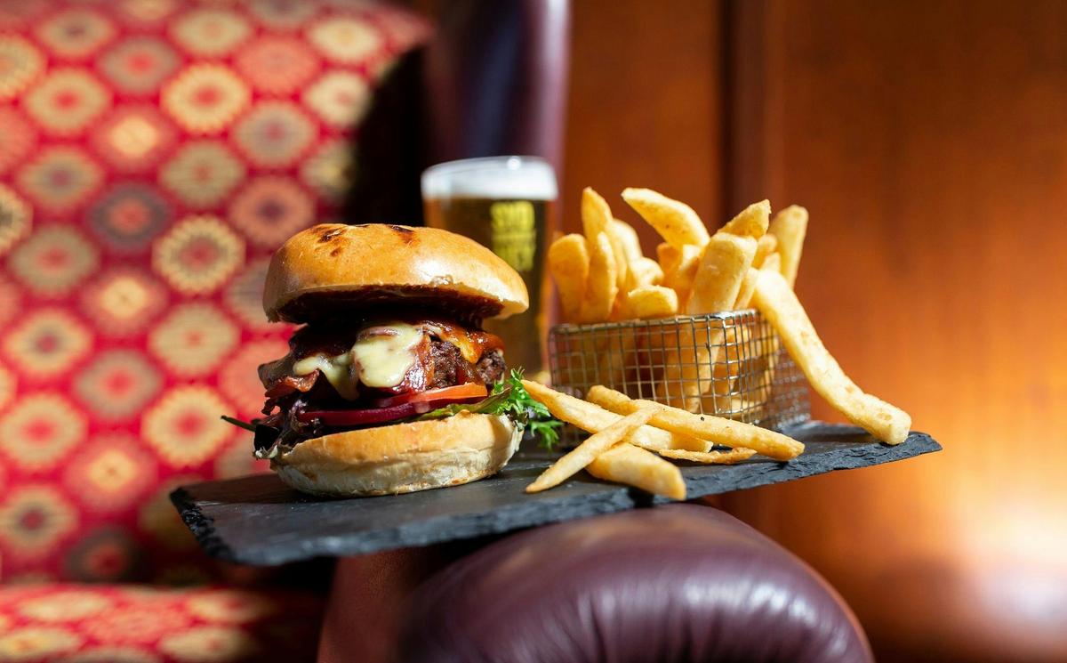 Olims Burger & Beer
