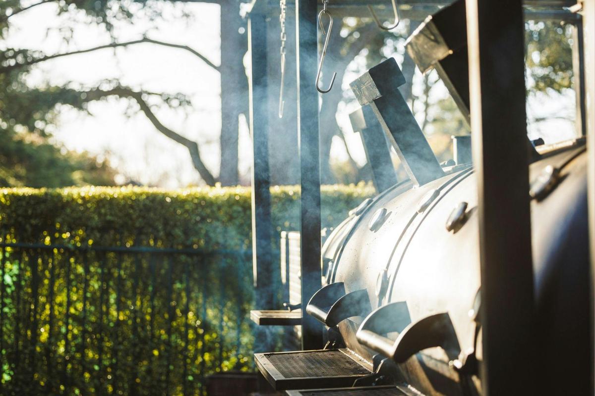 Olims Giant Meat Smoker