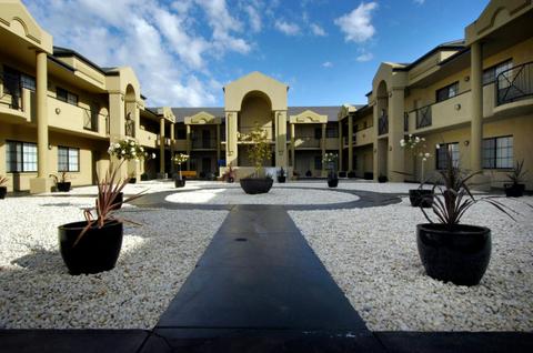Best Western Plus Canberra Central Apartments