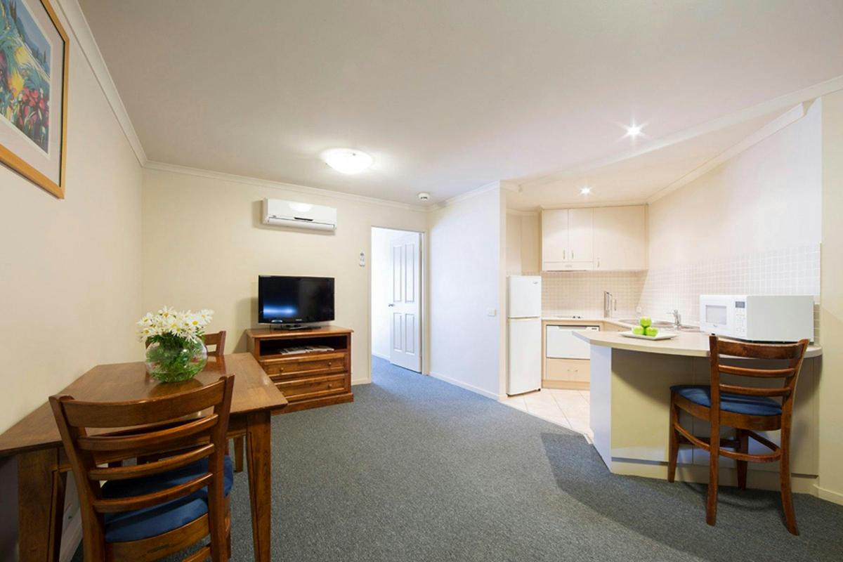 One Bedroom Apartment