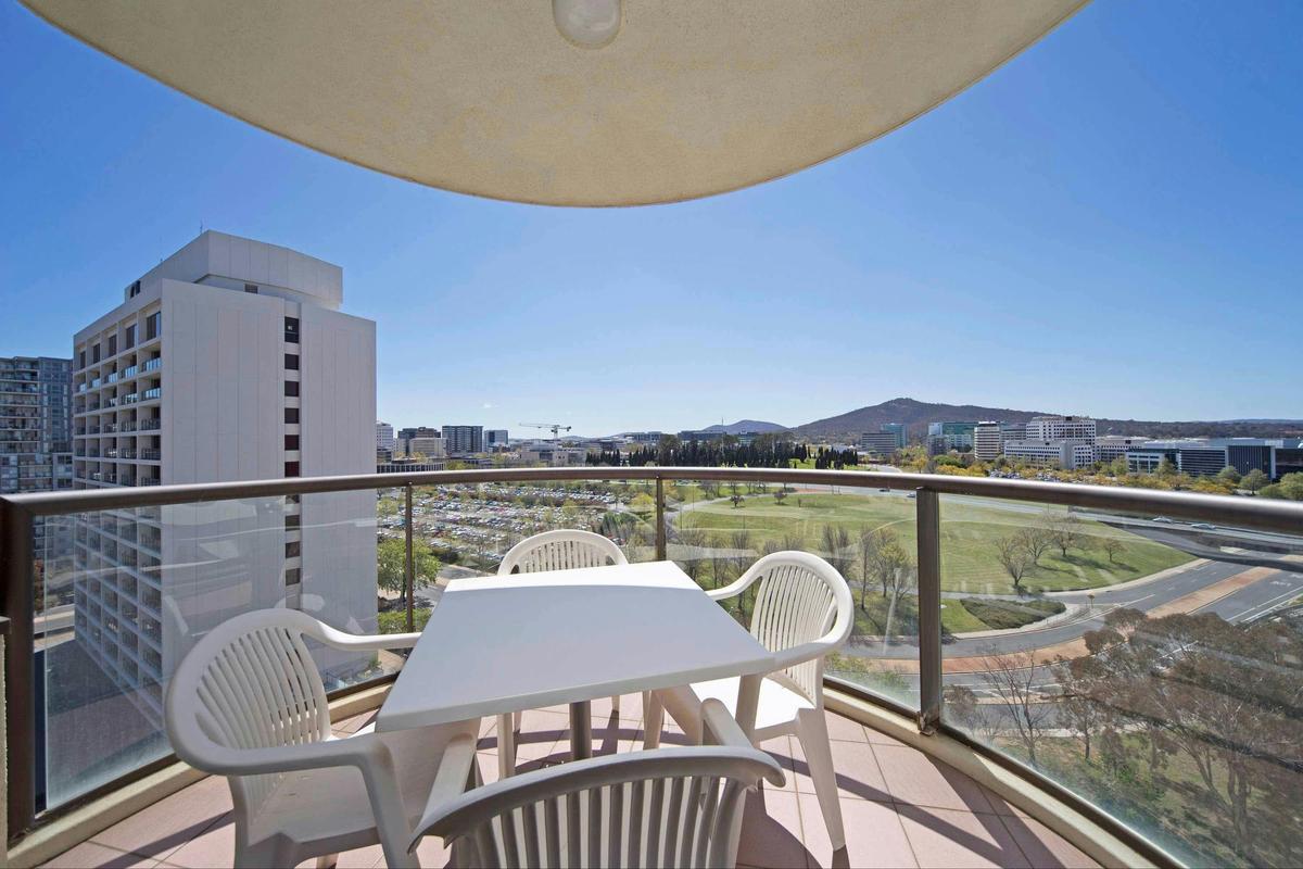 2 Bedroom Apartment City Side