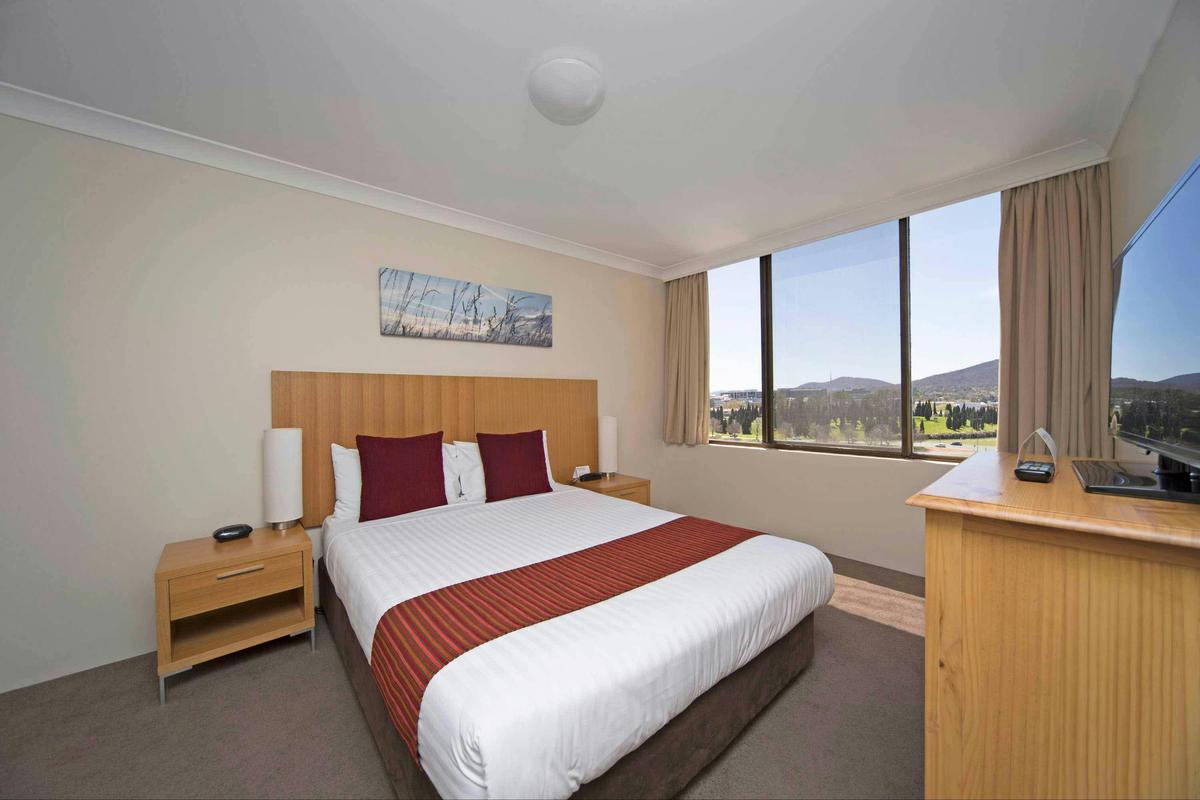 2 Bedroom Apartment City Side