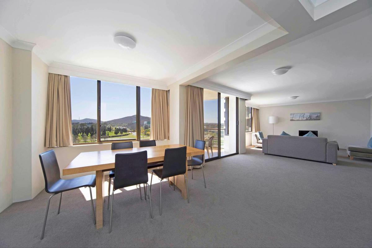 2 Bedroom Apartment City Side