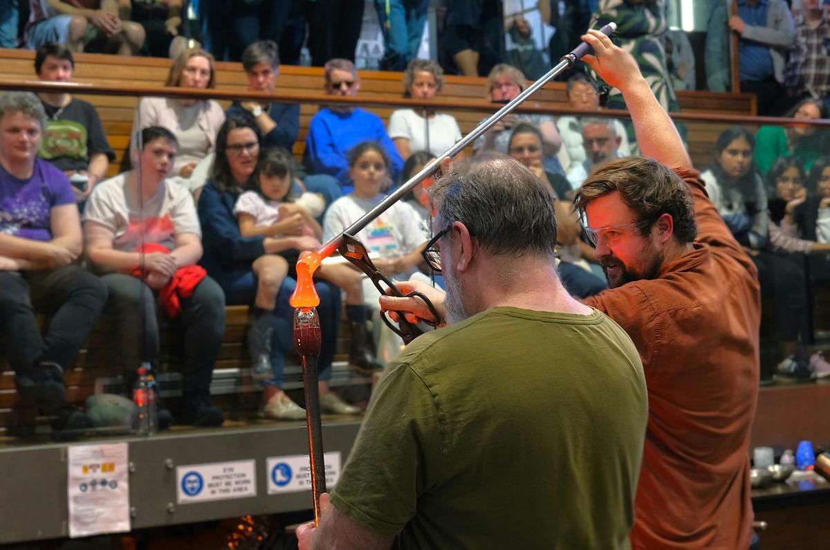 Hotshop Demonstration