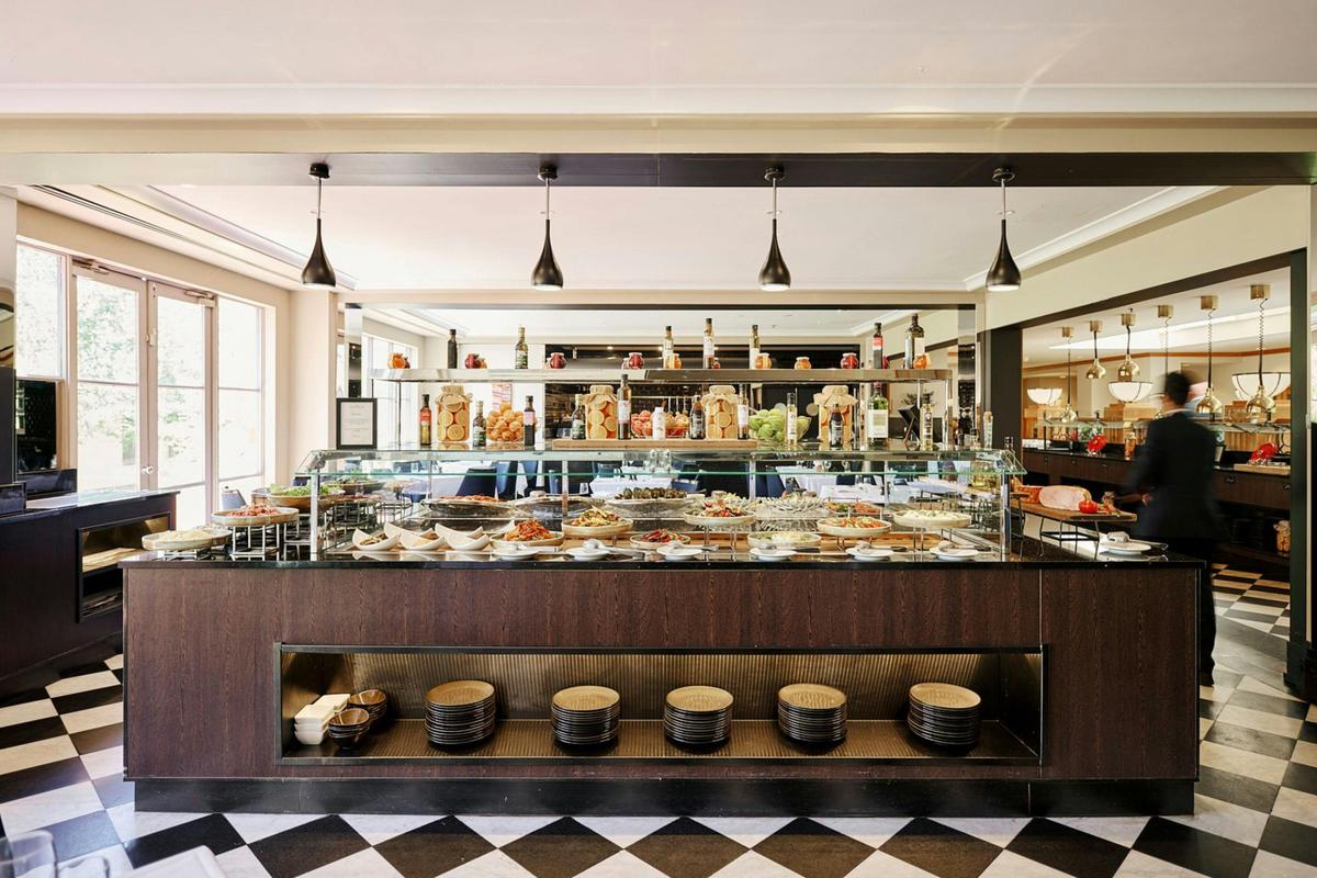 The Promenade Café