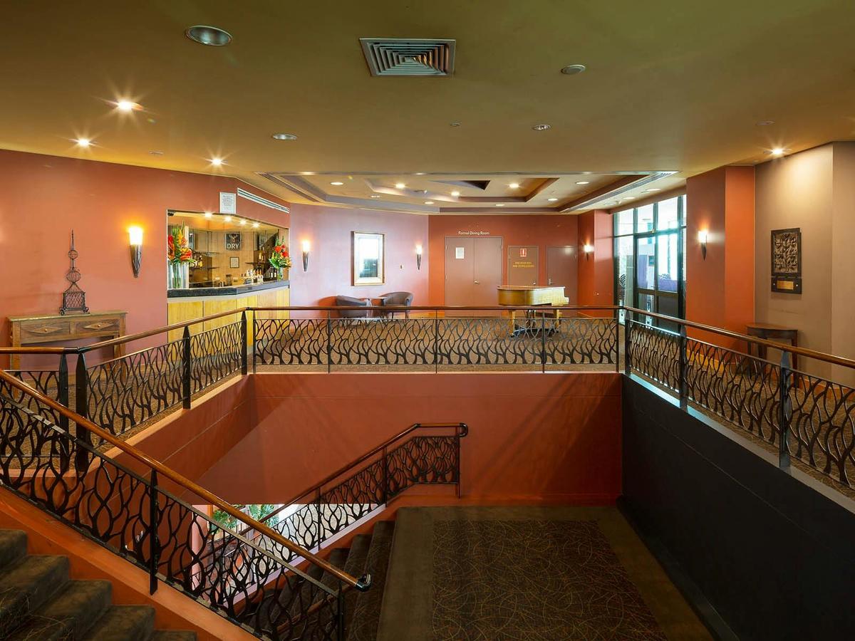 Formal room