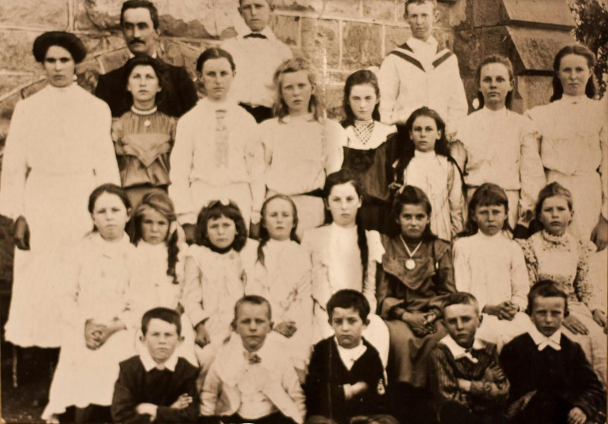 See historic photographs, like this early 20 th C Schoolhouse photo