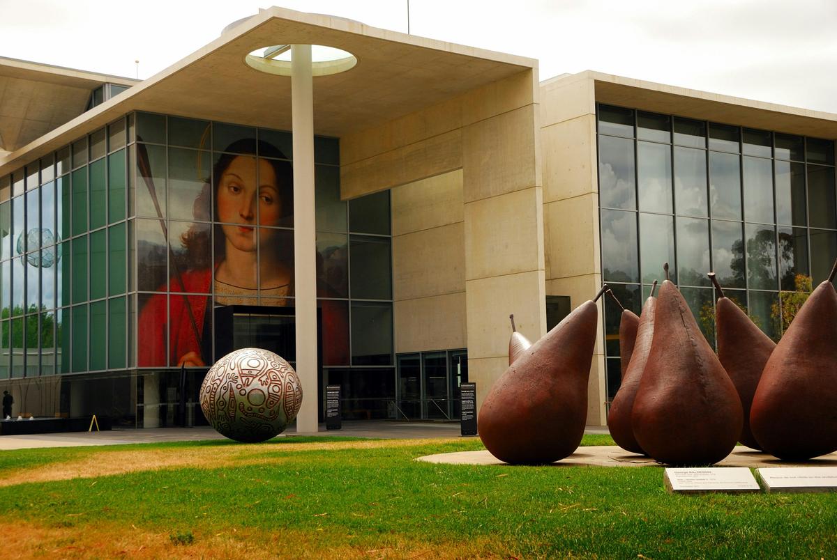 Highlights of Canberra Tour