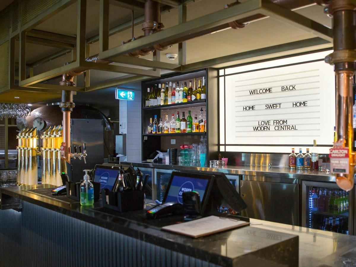 Bar