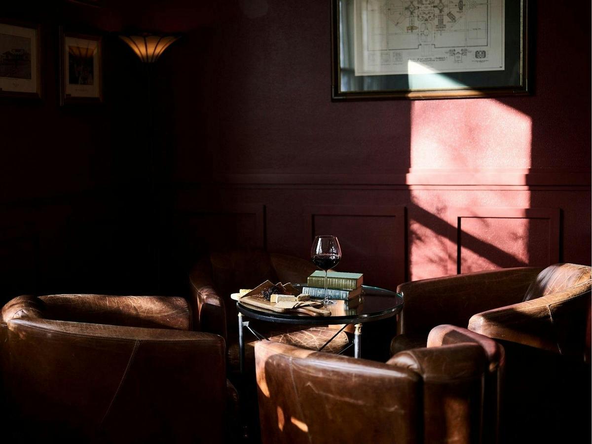 Speakers Corner Bar