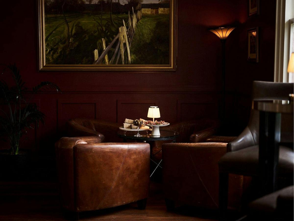 Speakers Corner Bar