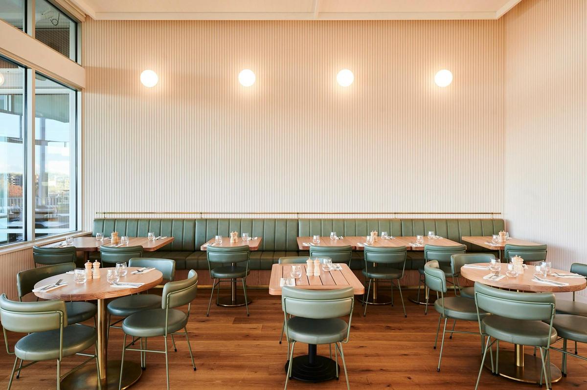 Walter Cafe Dining