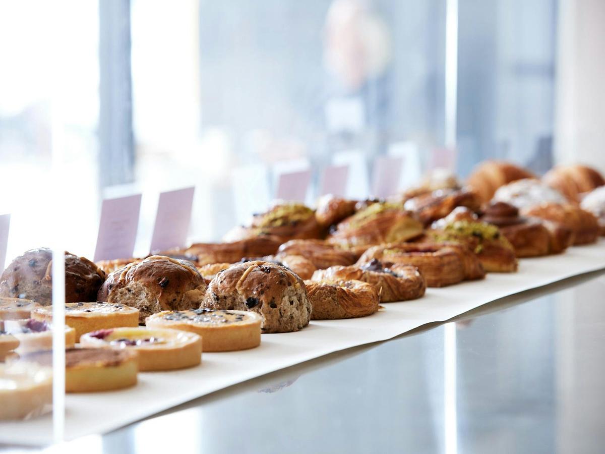 pastry cabinet