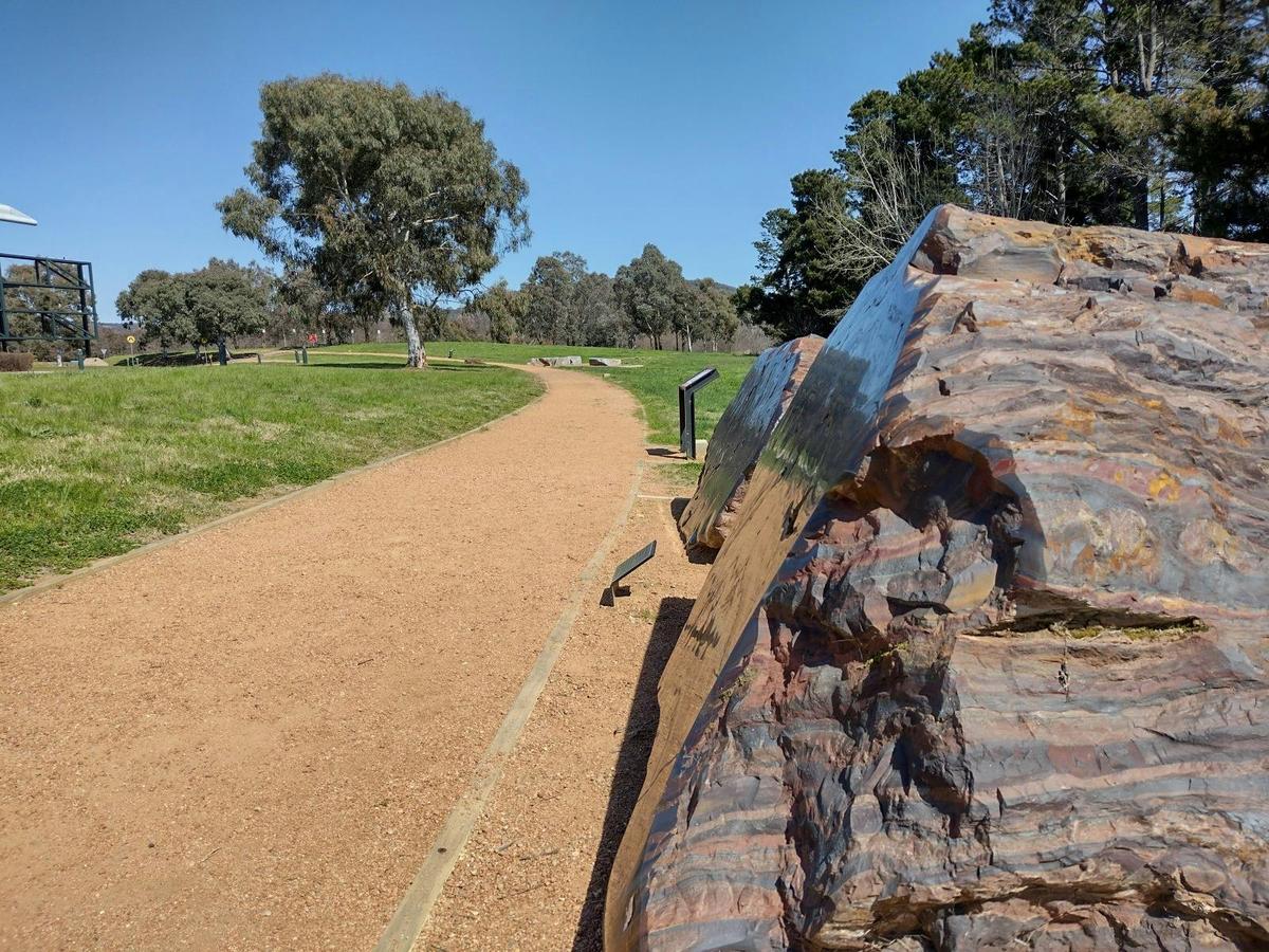 Geoscience Australia's TimeWalk experience
