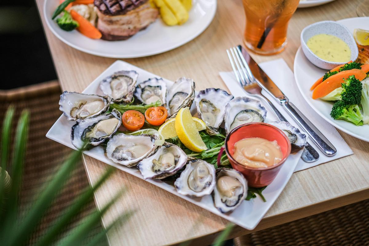 Woden Bistro
