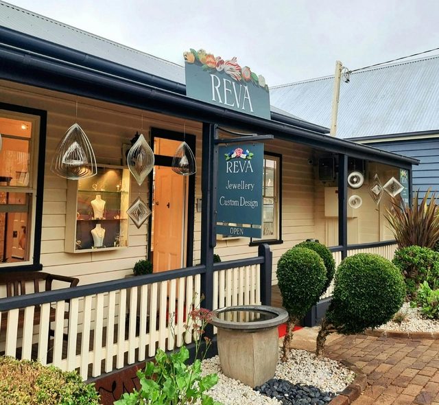 Reva at Tilba