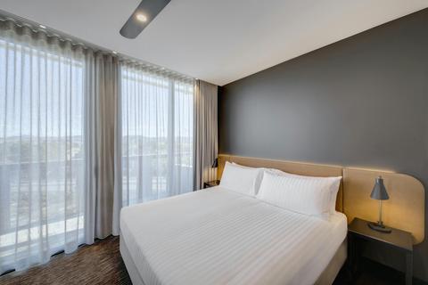 Upper Deck Room