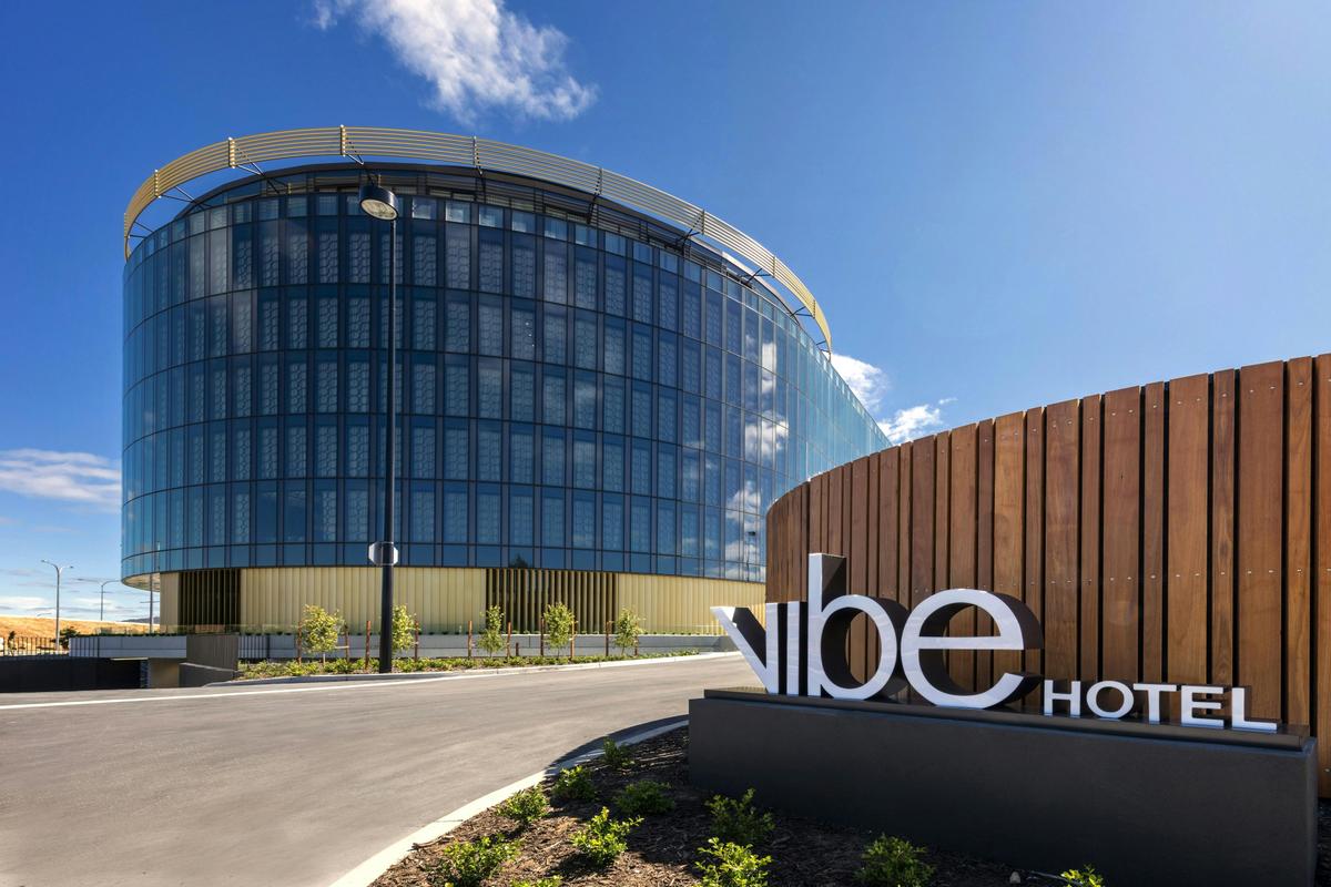 Vibe Hotel Canberra Airport