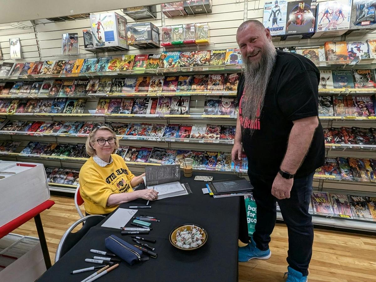 Creator Signings - award winning US comics artist Collen Doran meets fans at a fun signing.
