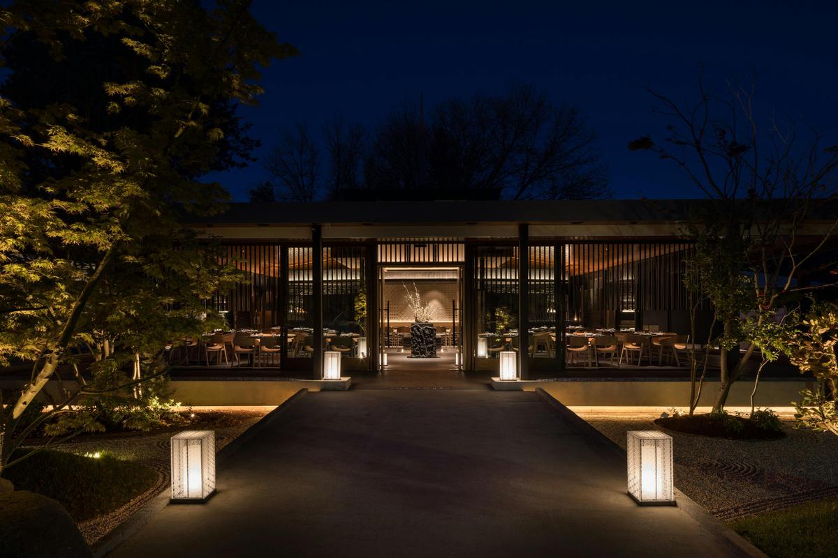 Outdoor night