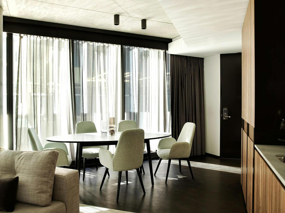 Two Bedroom King or Twin