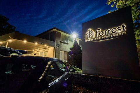Forrest Hotel and Apartments